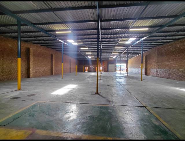 959M² WAREHOUSE TO LET IN POMONA